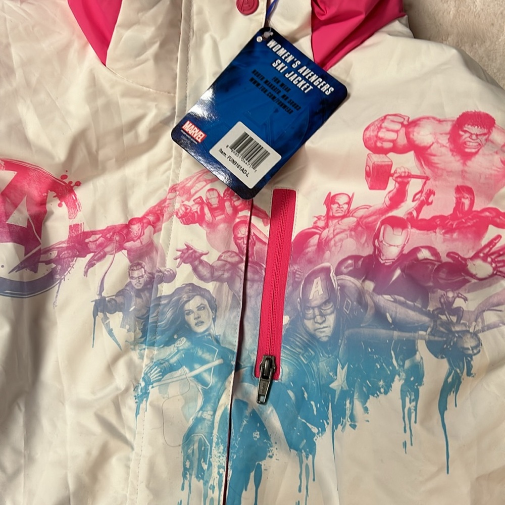 Marvel / Women’s Avengers Ski Jacket / Size: Large